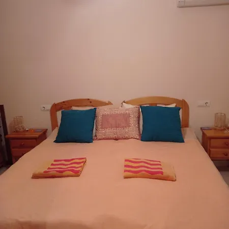 La Casa Roja Apartment *